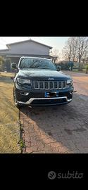 Jeep Grand Cheroke Summit 2