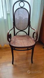 Sedia con braccioli Thonet