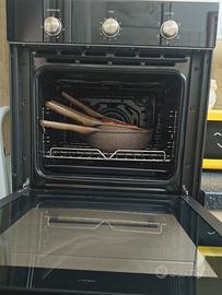 cucina componibile con venature 