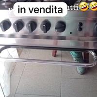 piano cottura e forno a gas