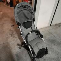 Passeggino Chicco grigio