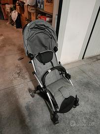 Passeggino Chicco grigio
