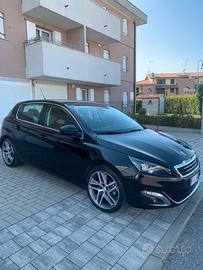 PEUGEOT 308 Allure 1.6 .BlueHDI 2016