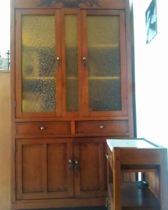 Credenza cristalliera