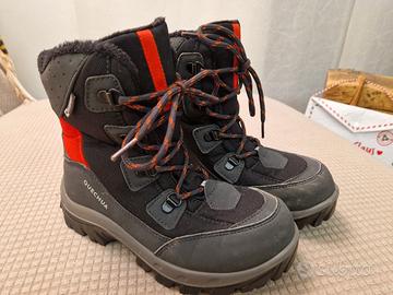 Scarpa trekking / sci Quechua Taglia 33