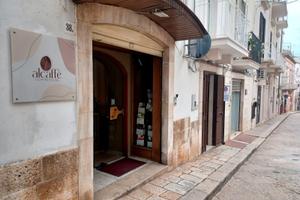 Negozio vendita cialde e capsule caffè