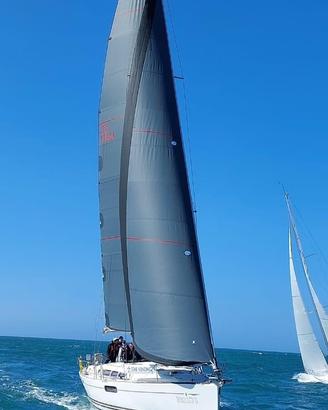 44 i Performance Jeanneau
