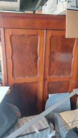 armadio legno lavorato