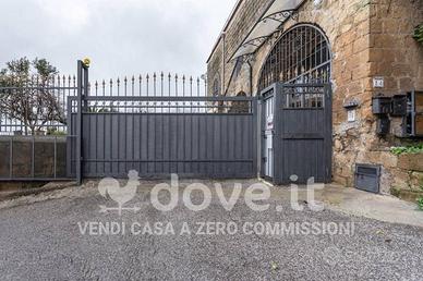 Rustico casale Via Torre Caracciolo, 14, 80016, Ma