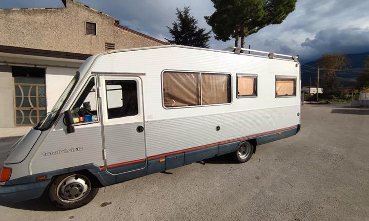 Motorhome Laika Laserhome diesel gpl, a.c. ,daily