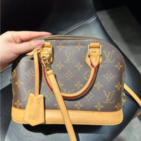 Borsa a conchiglia LV Louis Vuitton