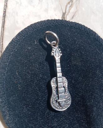 Ciondolo charm Giovanni Raspini Chitarra grande