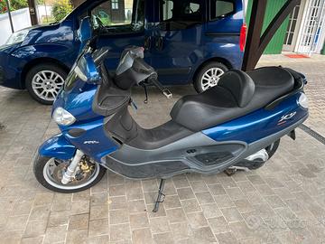 Piaggio  x9