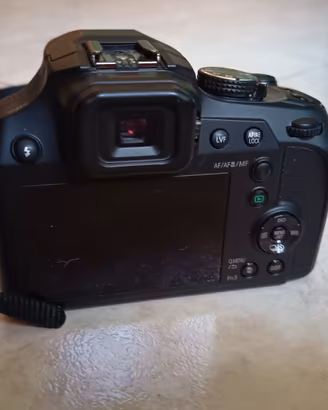 Panasonic DC-FZ82