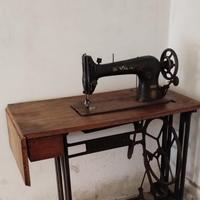 Macchina da cucire la pelle