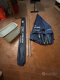 Ombrellone e borsa termica Preston da pesca