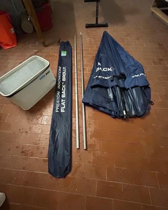 Ombrellone e borsa termica Preston da pesca