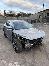 Byd Seal U DM-i 1.5 218 CV PHEV INCIDENTATA