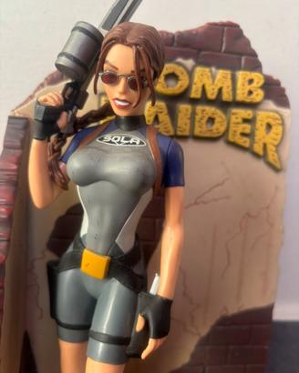 Diorama Figure Lara Croft TOMB RAIDER Playstation