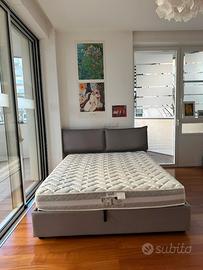 Letto matrimoniale con contenitore