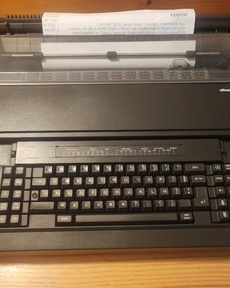 macchina da scrivere elettronica Olivetti ET 112