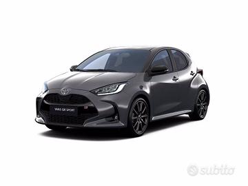 TOYOTA Yaris 1.5h 130 gr sport