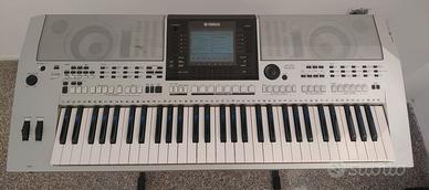 Tastiera Yamaha PSR S900