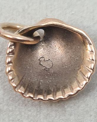 Ciondolo Corallo DoDo in Oro 9 kt 1 gr circa