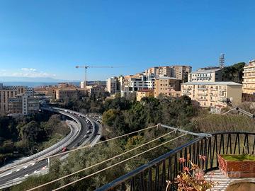 Via de Riso con parcheggio condominiale