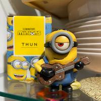 Stuart con chitarra Thun Minions (prezzo fisso)