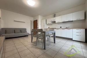 BILOCALE CON GARAGE