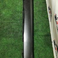 8x23-f10609-a minigonna rivestimento sottoporta sx