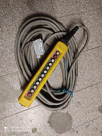 Pulsantiere con cavo 