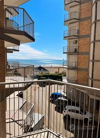 Quadrilocale/p.marconi/p.auto/p.spiaggia/6 pax