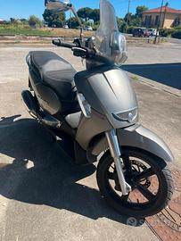 Aprilia Scarabeo 300 - 12000 KM