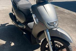 Aprilia Scarabeo 300 - 12000 KM