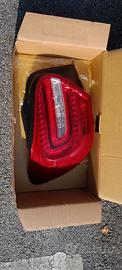 Faro posteriore a led sinistro mercedes A180 2013.