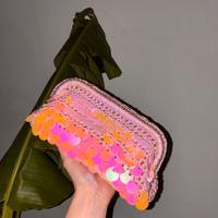 💖 Pochette rosa con pallettes iridescenti -