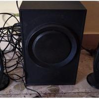 casse e subwoofer impianto audio 2.1
