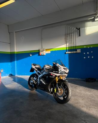 Kawasaki ninja Zx6r 636 2004( depo libretto) A2
