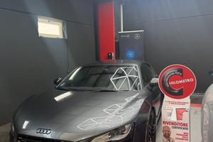 Audi R8 4.2 V8 FSI quattro R tronic