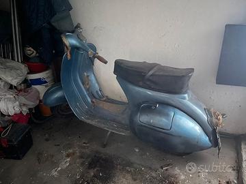 Vespa d'epoca cc 150 1961