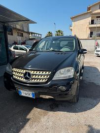 Mercedes-benz ML 320 SPORT