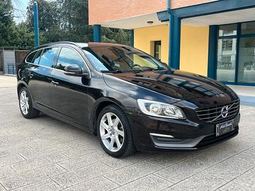 VOLVO V60 D4 Ocean Race Geartronic