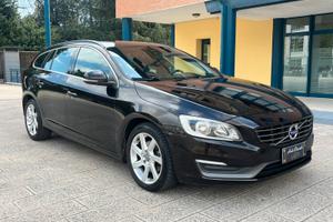 VOLVO V60 D4 Ocean Race Geartronic