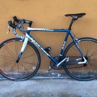 PREZZO TRATTABILE (Bici da corsa in carbonio)