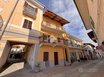 CASA DI CORTE A COLLERETTO GIACOSA