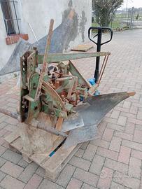 Aratro x trattore 30/50 Hp