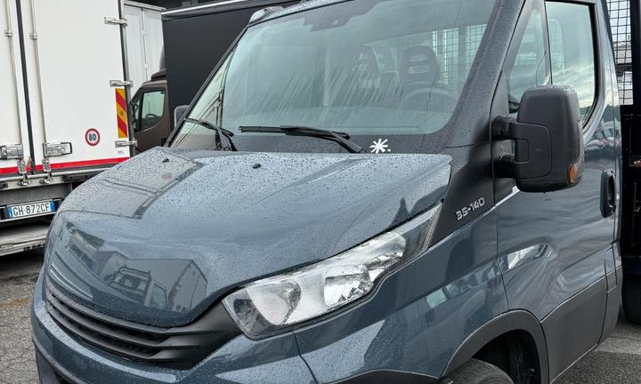 Iveco Daily 35C14H ribaltabile trilaterale