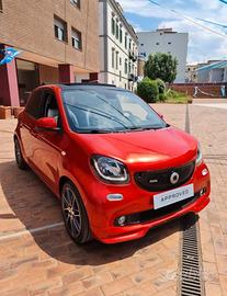 Stupenda SMART BRABUS ROSSA